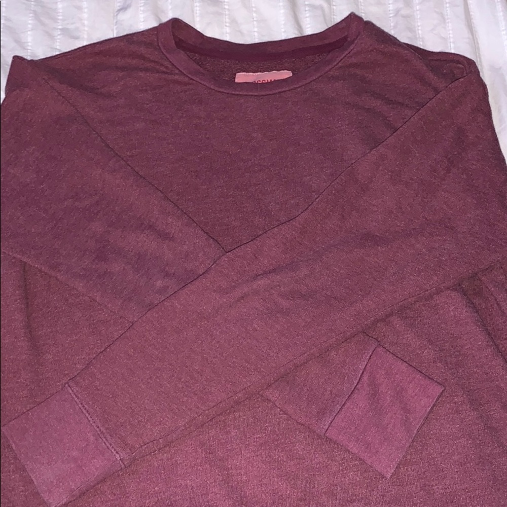 super cute burgundy pullover